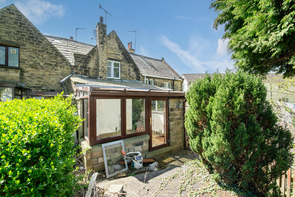 Ashfield Cottages, Bingley, West Yorkshire, BD16 - View 5