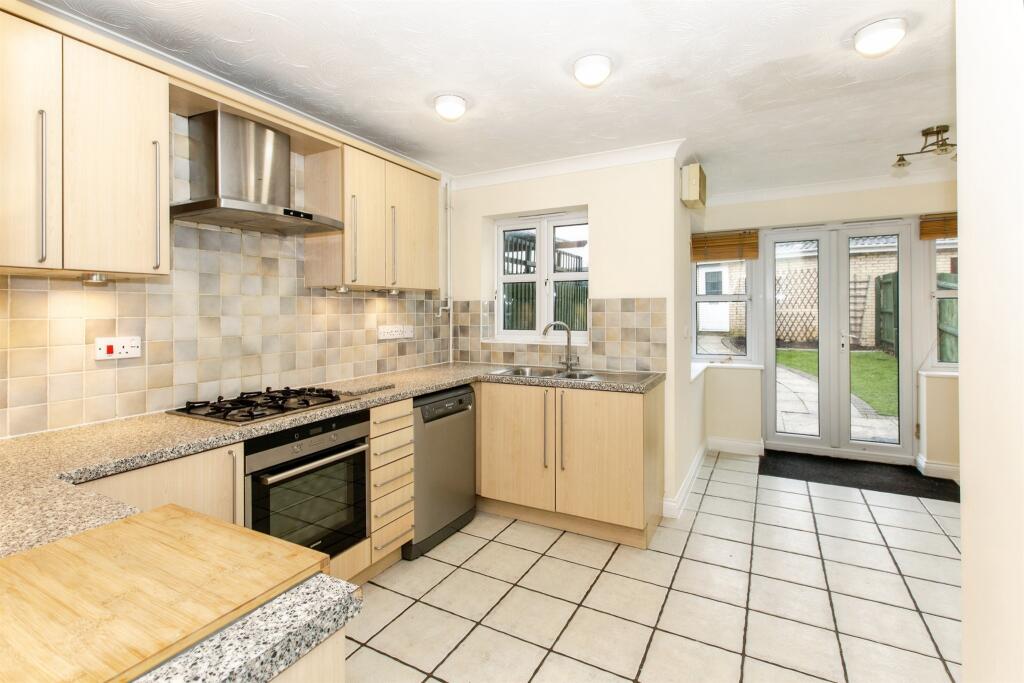 Ermine Street North, Papworth Everard, Cambridge photo 2