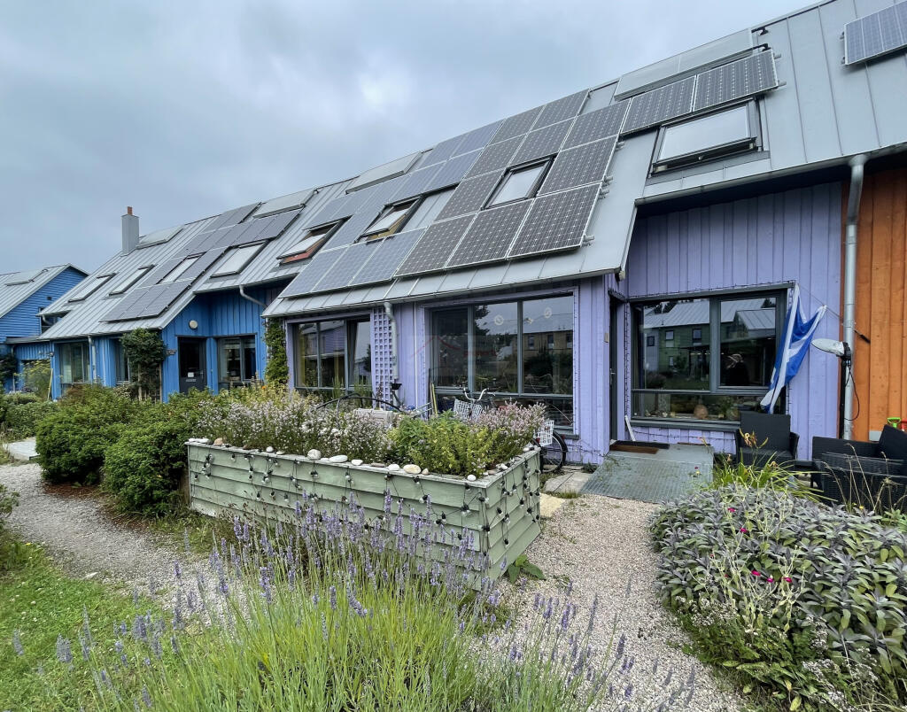 Main image of property: 524 East Wins, The Park, Findhorn, Moray, IV36 3TH