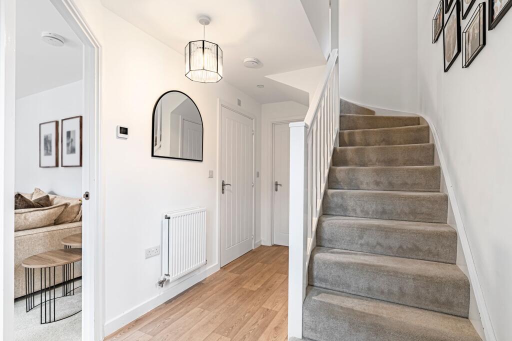 House in Bryncae, Michael's Grove, Llanharan - View 5
