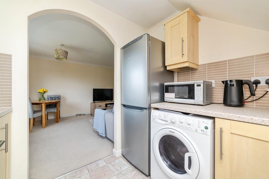 Apartment in Stevenage - View 4