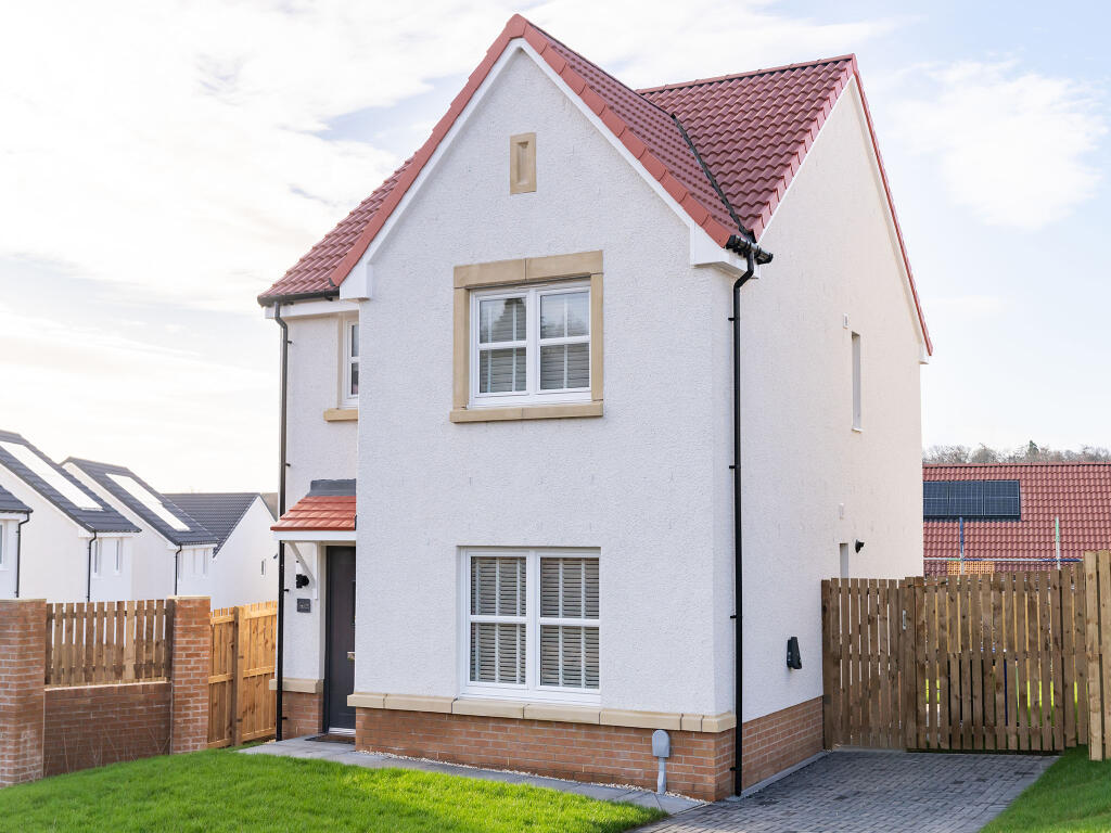 Main image of property: Branshill Road,
Sauchie,
Alloa,
Clackmannanshire,
FK10 3BS