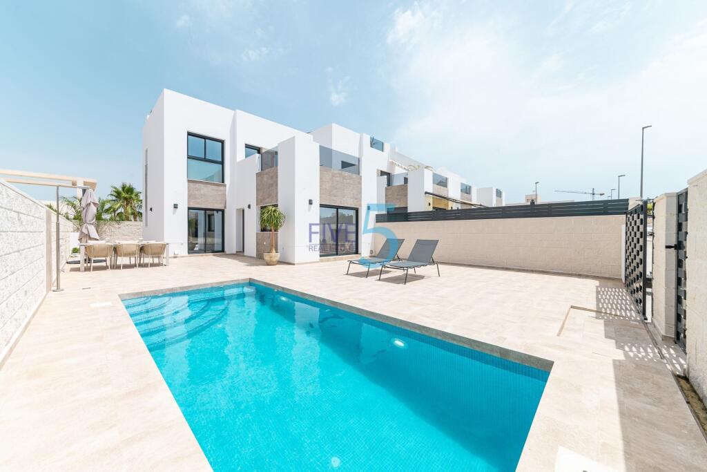 Main image of property: Valencia, Alicante, Benijofar