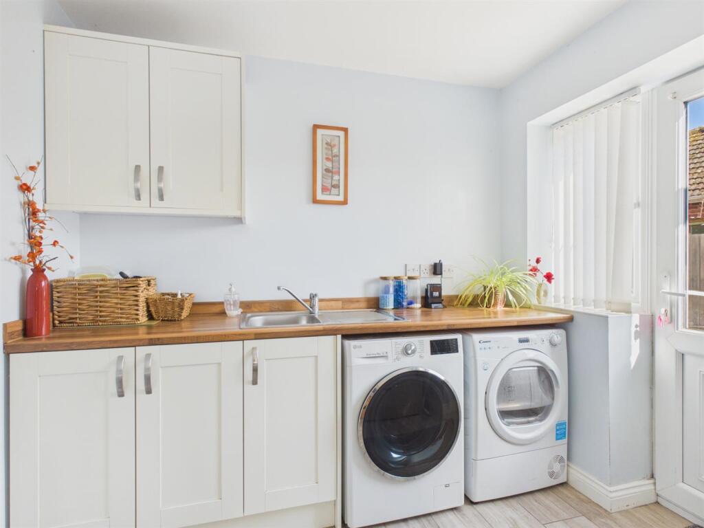 House in King's Lynn and West Norfolk, Watlington - More