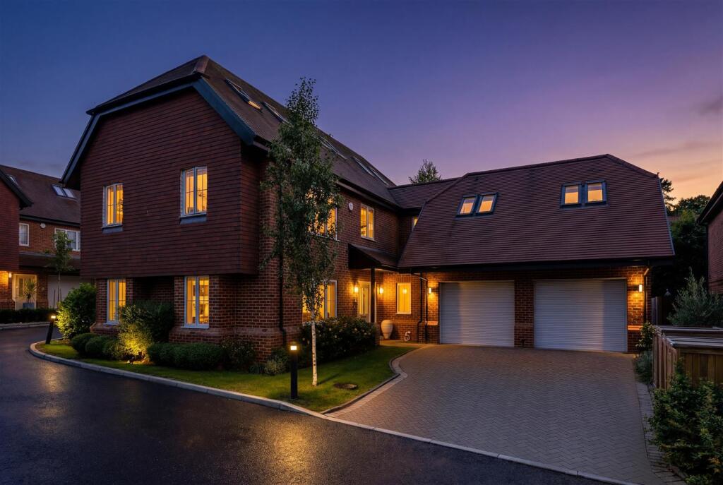 Main image of property: Caversham Close, Coulsdon