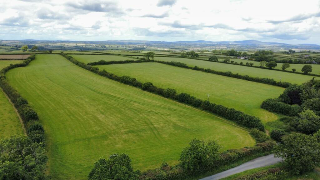 28 Acres or Thereabouts of Land at Addle Pitts, Llawhaden Narberth SA67 8DY - View 4