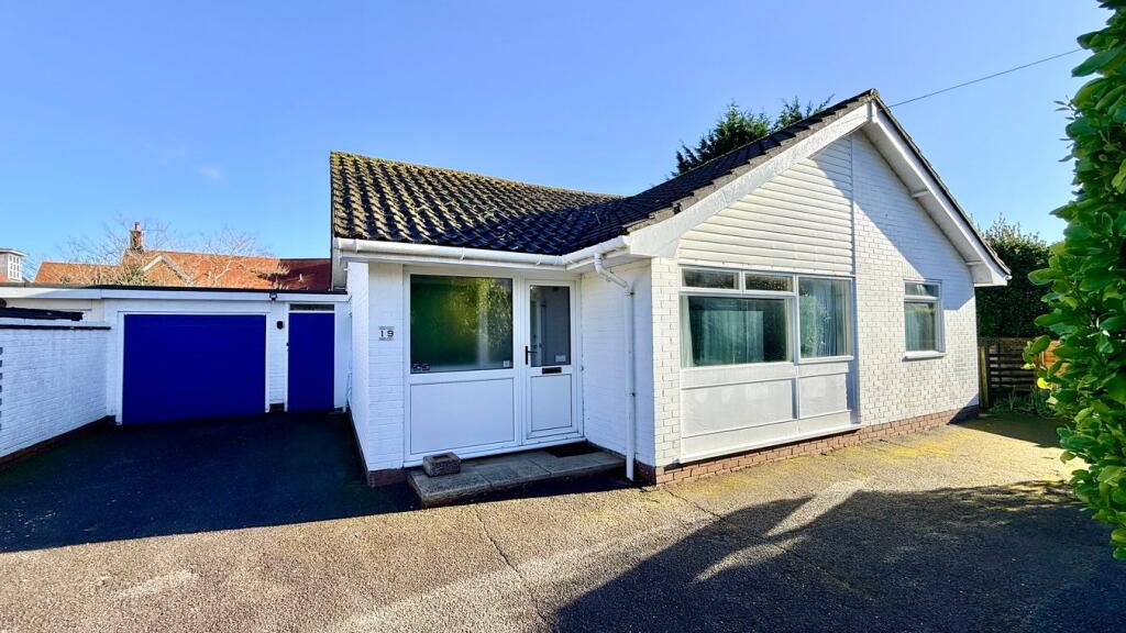 Main image of property: Broad Lane, Lymington, SO41