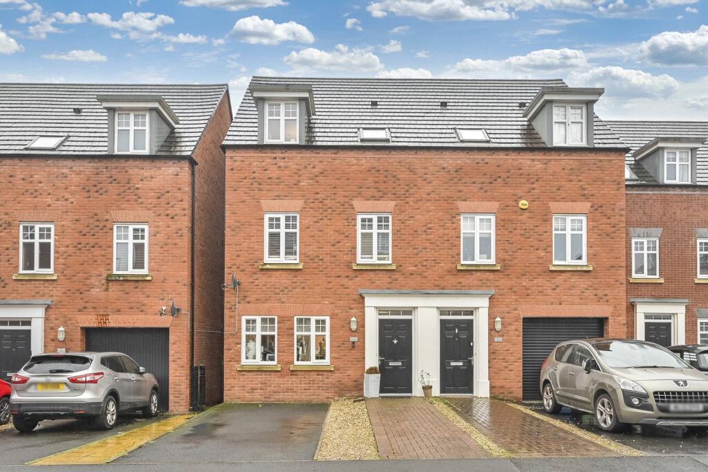 Main image of property: Avondale Circle, Stafford, Staffordshire, ST18