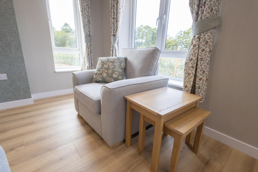 House in Mole Valley, Capel - View 5