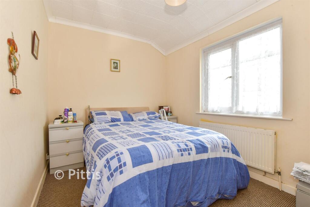 George Street, Sandown, Isle of Wight - View 5