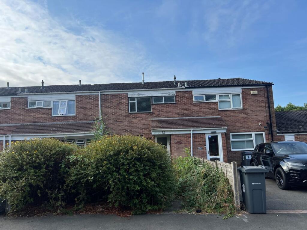Main image of property: 174 Sommerfield Road, Quinton, Birmingham, B32 3TA