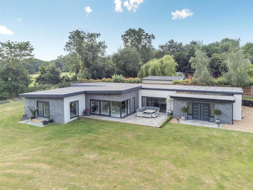 Main image of property: Church Road, Hartley, Kent, DA3