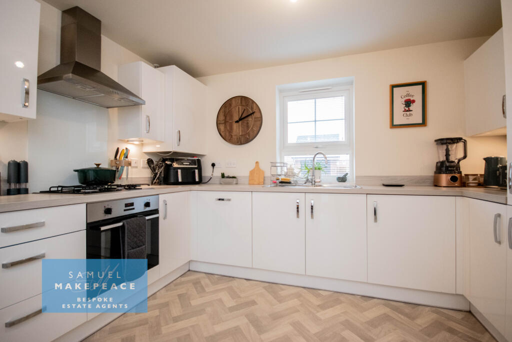 Turnhouse Road, Trentham, Stoke-on-Trent photo 4
