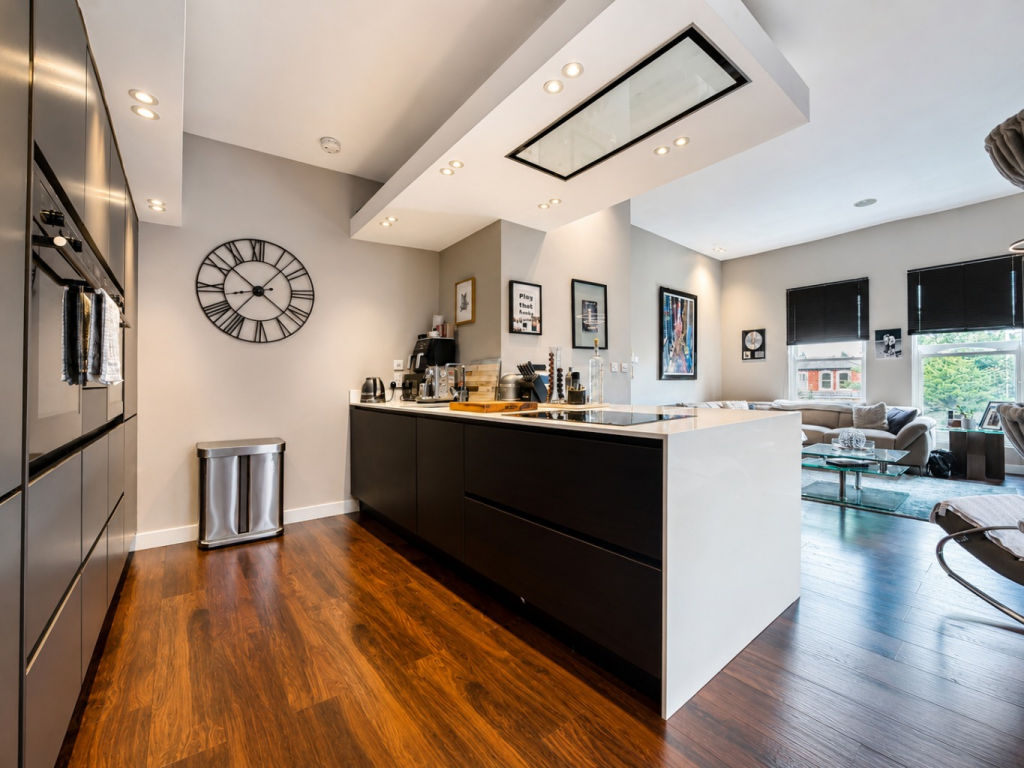 Apartment in Sefton, Liverpool City Region - View 5