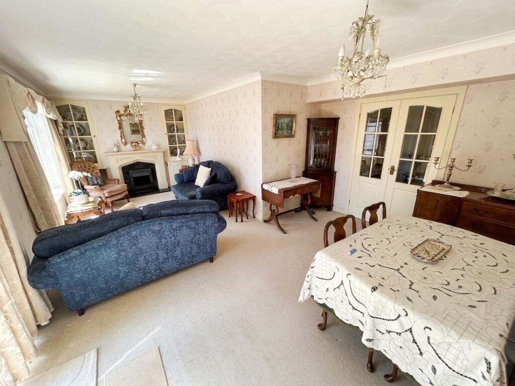 Apartment in Southampton - View 3