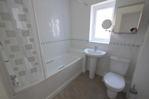 House in Exeter - View 4