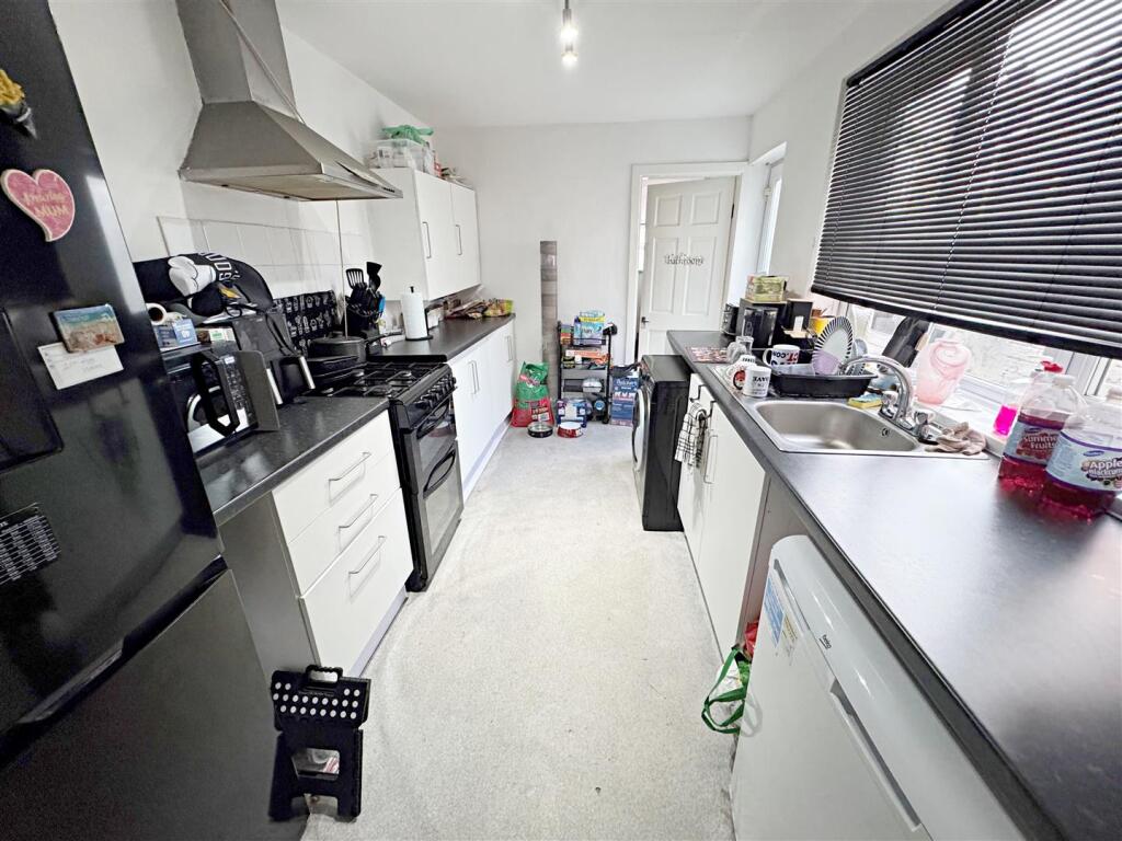 House in Doncaster - View 3