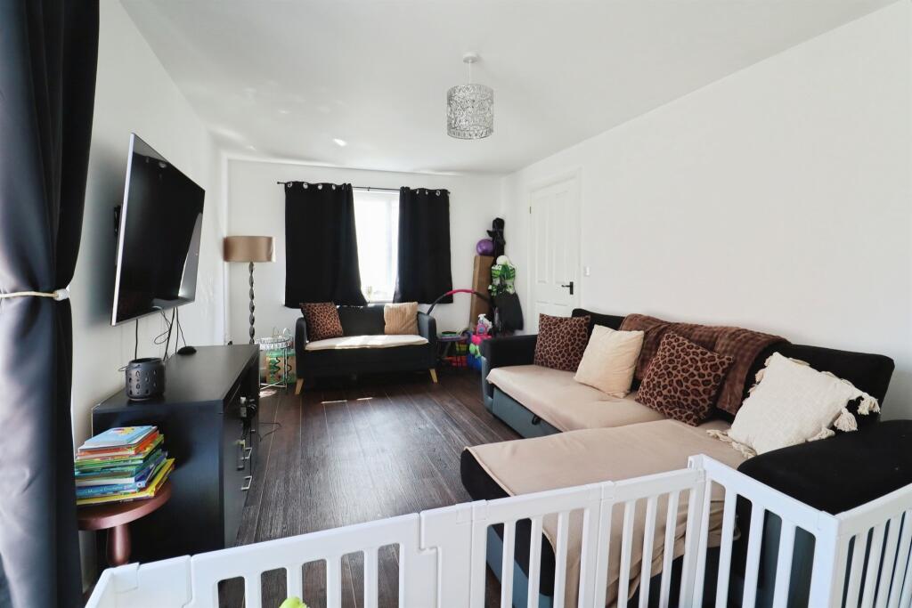 House in Barry, Vale of Glamorgan - View 2