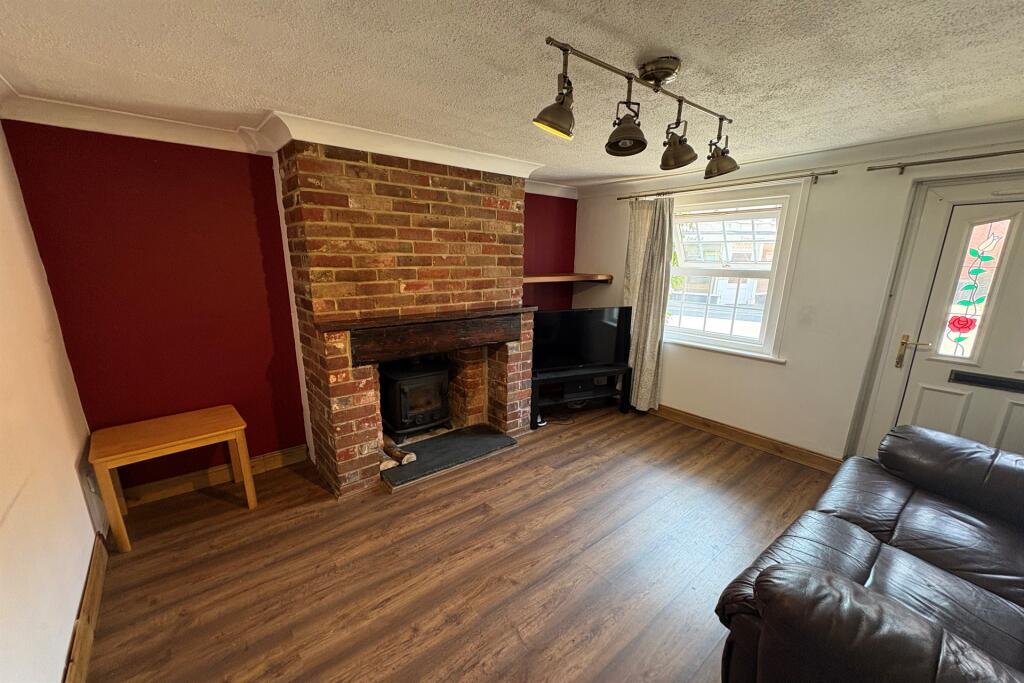 House in Salisbury - View 5