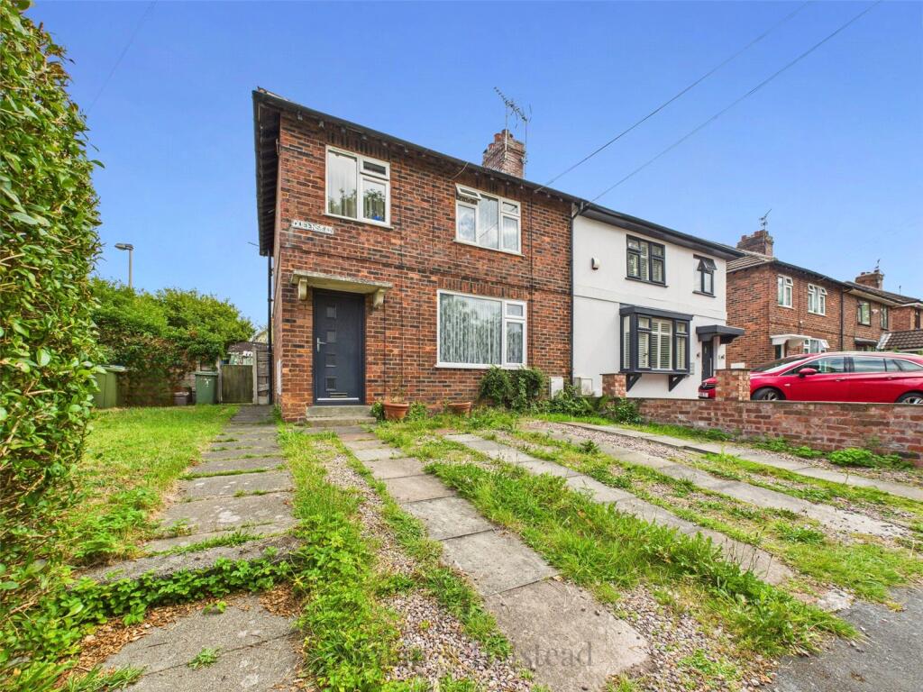 3-bed semi-detached on Queensway, Frodsham, Cheshire, WA6, £295,000