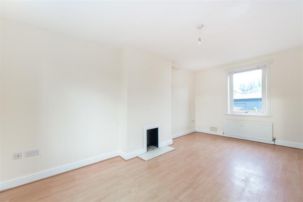 60 Inch Road, Kelso TD5 photo 3