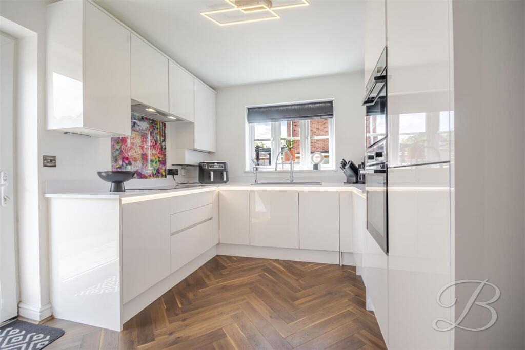 Lindley Avenue, Sutton-In-Ashfield - More