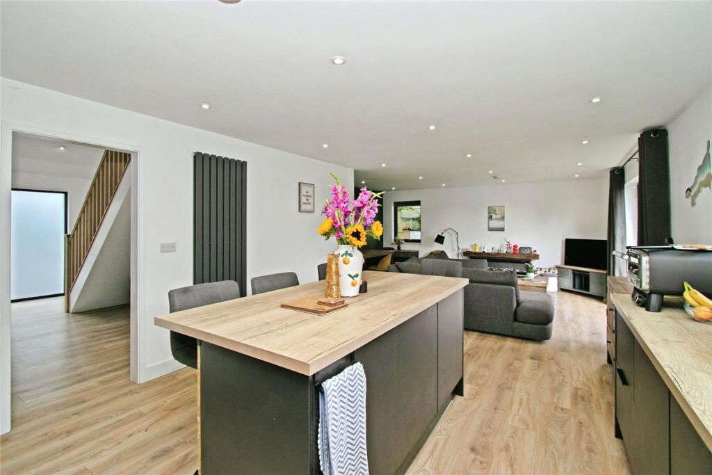 House in Truro, St. Erme - View 5
