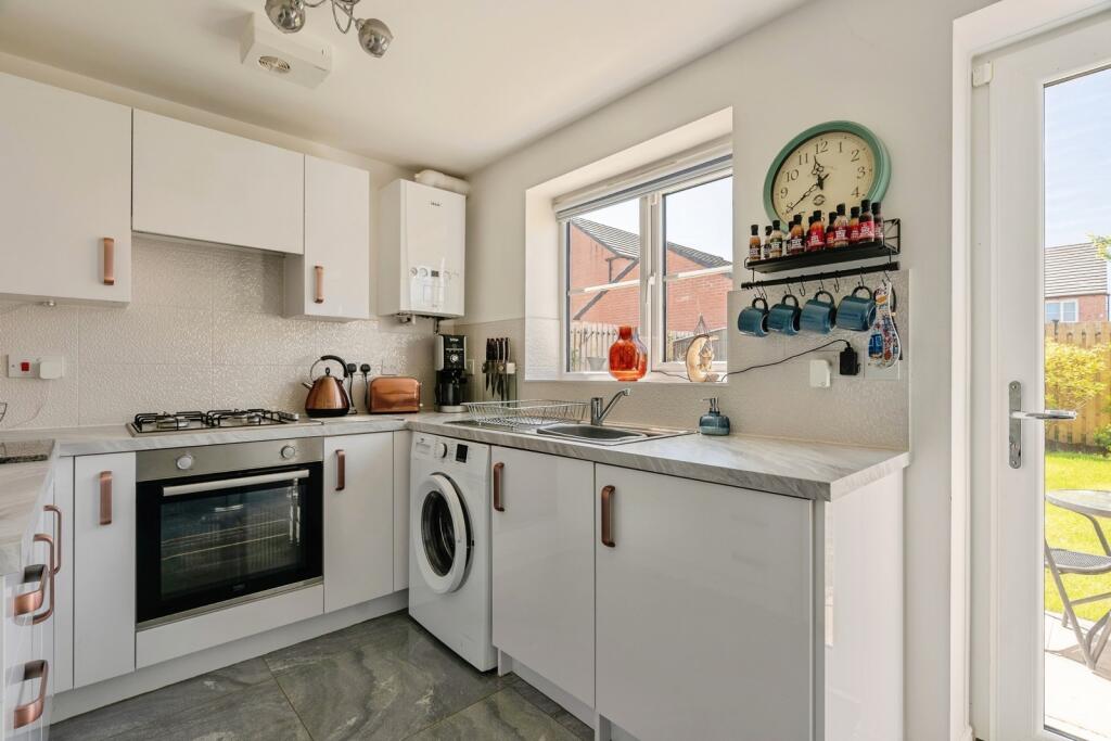 Park Gate Close, Hapton, Burnley, Lancashire, BB12 photo 3