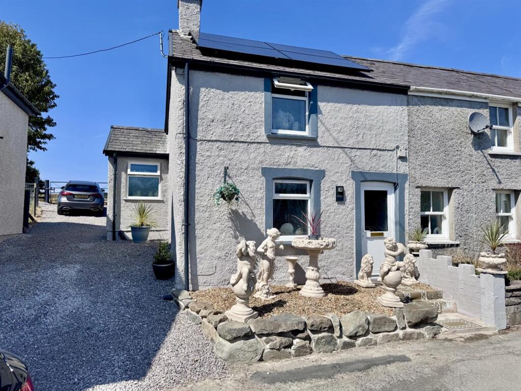 Main image of property: Pandy Tudur