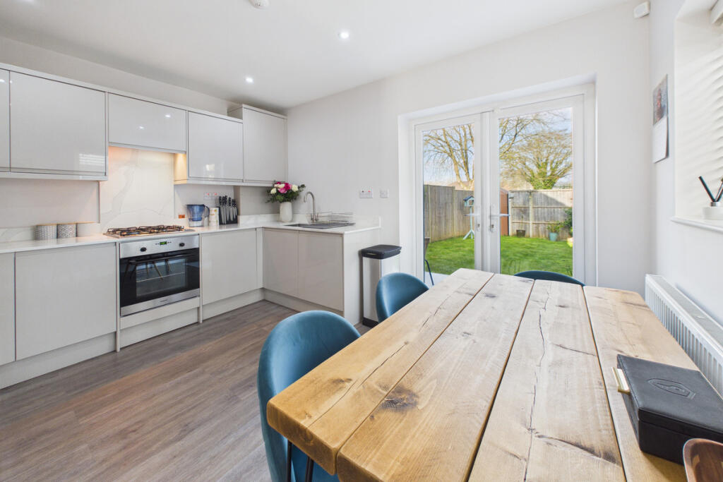 House in Dacorum, Hertfordshire - View 4