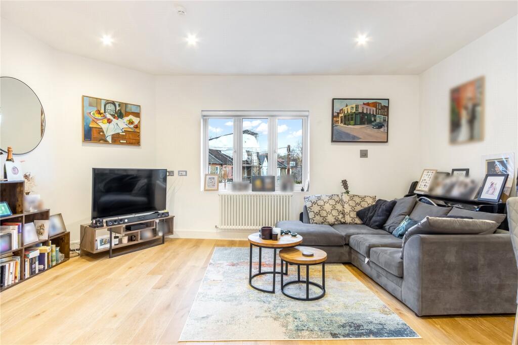 Main image of property: Selborne Road, London, N22
