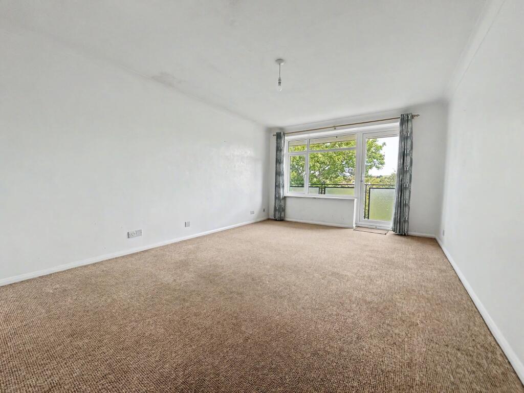 Westbrook, Lustrells Vale, Saltdean, BN2 8EZ - View 5