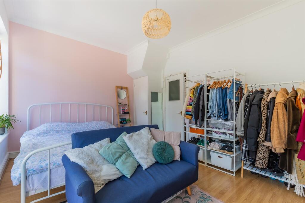 Apartment in Cardiff, Plasnewydd, Roath - View 5