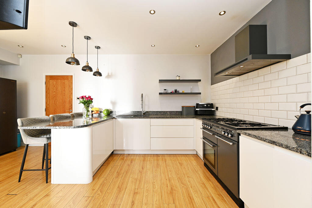 House in Sheffield, Loxley, Bradfield - More