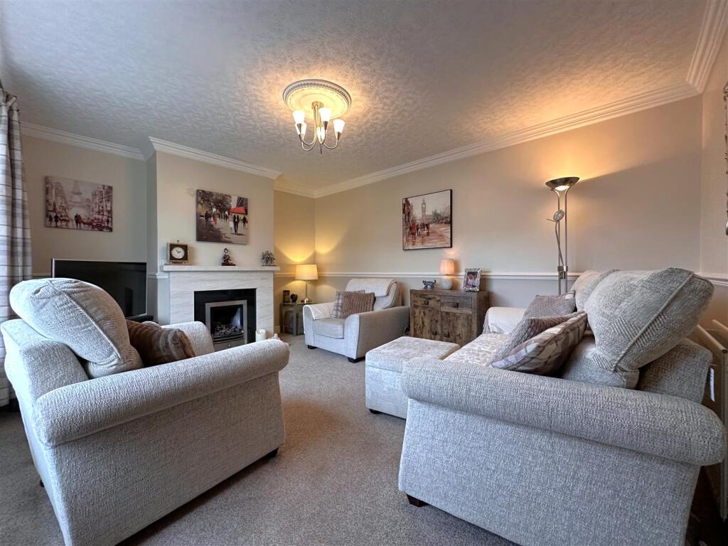 House in Newark and Sherwood, Newark - View 4