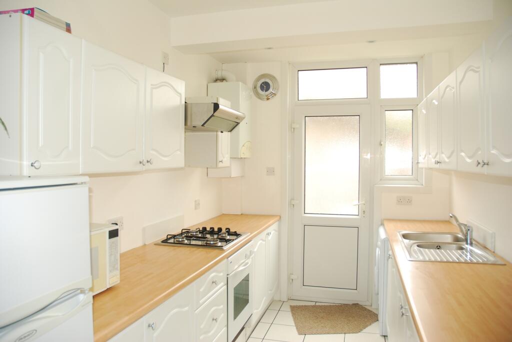 House in London - View 4