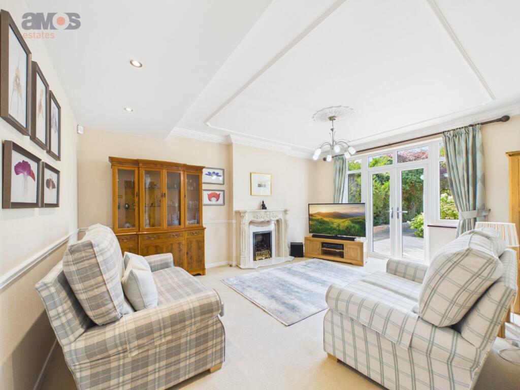 House in Castle Point, Essex - View 5