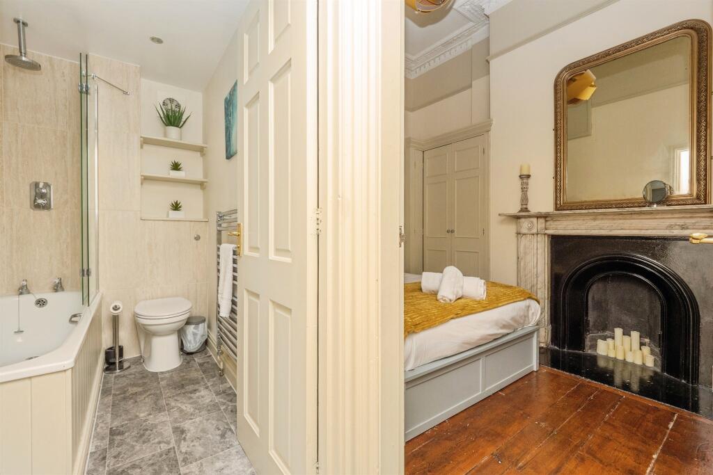 Apartment in Weymouth, Melcombe Regis - More