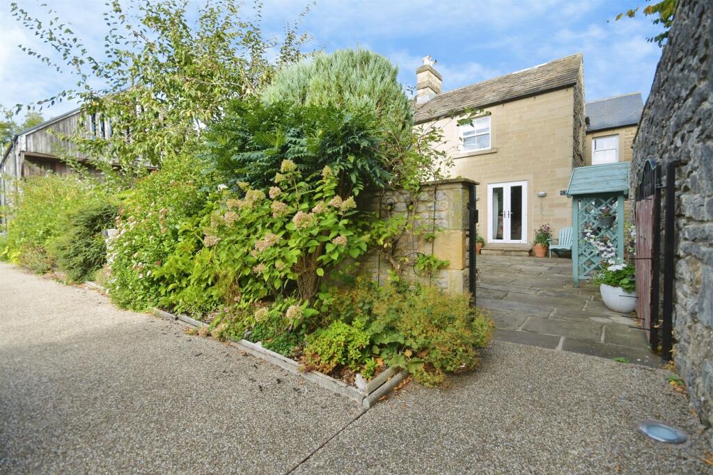 Main image of property: Rutland Mews, Bakewell