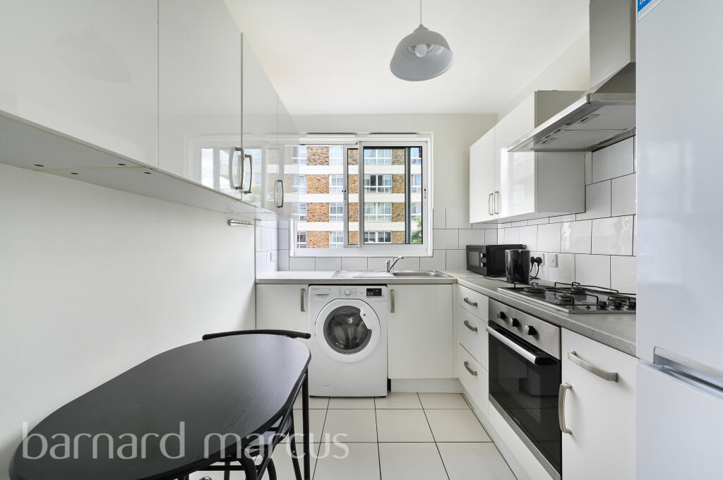 Apartment in London - View 4