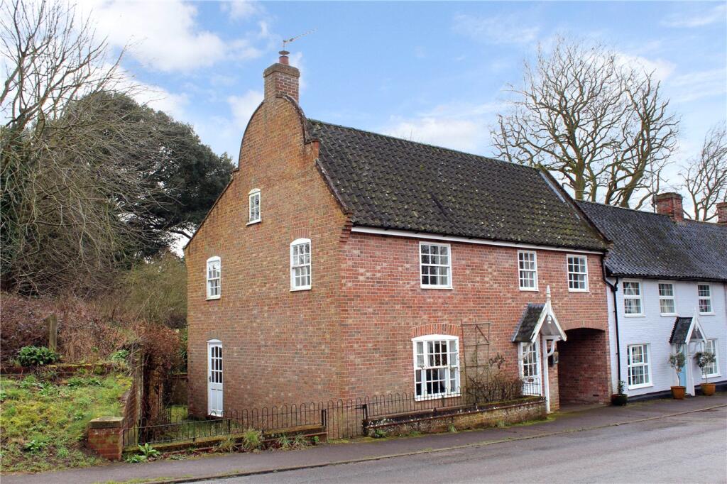 3-bed terraced on High Street, Wangford, Beccles, Suffolk, NR34, £325,000