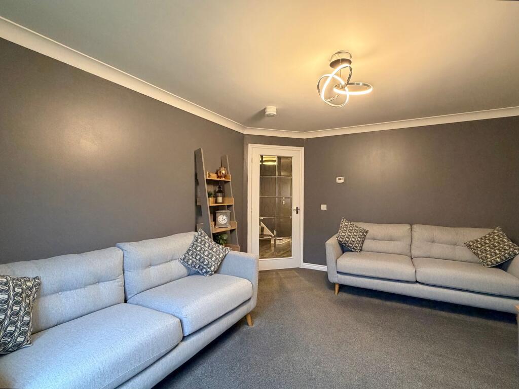 House in Uddingston, Newton - View 5