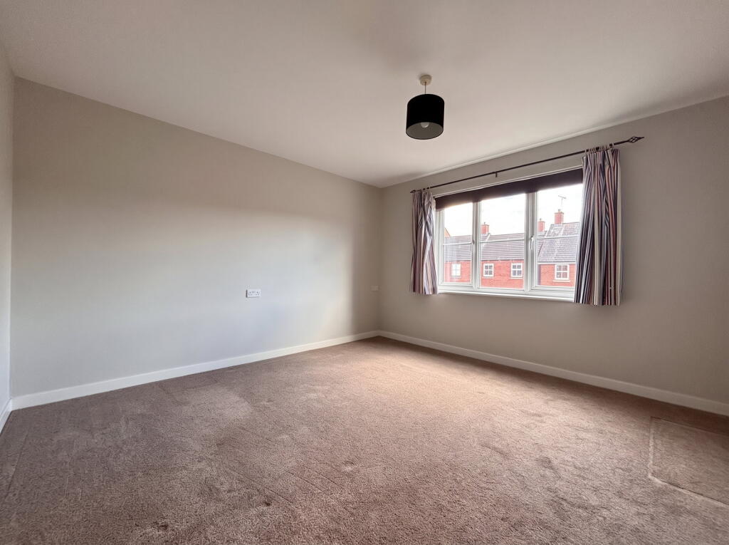 Apartment in Gloucester, Kingsway, Quedgeley - View 5