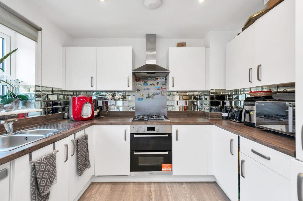 House in Stevenage - View 2