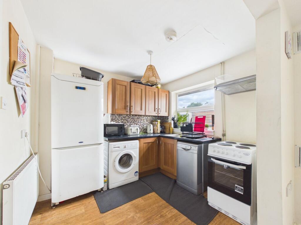 29 Boughey Road, Newport photo 4