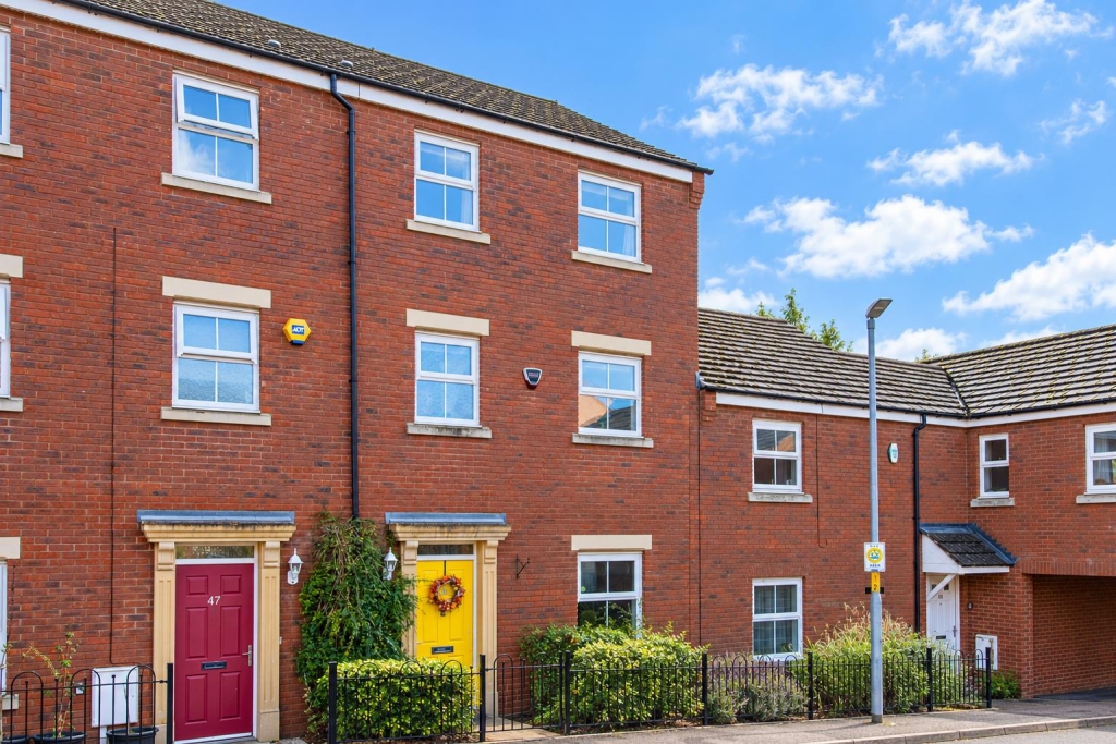 House in Northampton - View 2