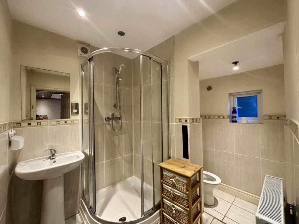 Amesbury Road,B13 photo 5