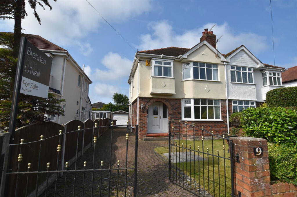 Fieldway, Meols, Wirral photo 4