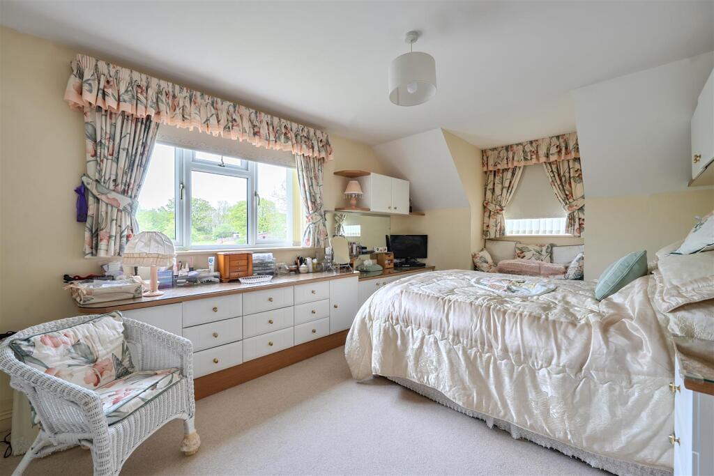 10 Cherry Tree Gardens, Tiverton photo 4