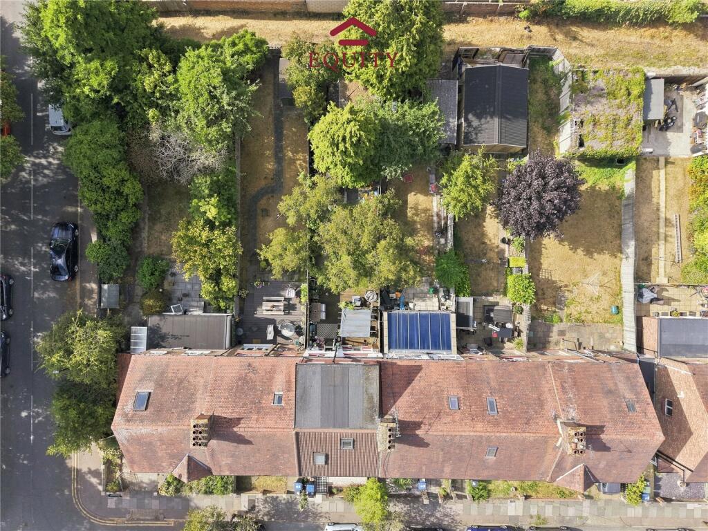 House in Enfield - View 2